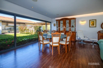 Moradia T6 para Venda em Vale