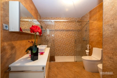 Moradia T6 para Venda em Vale