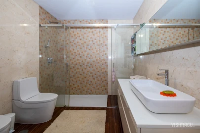 Moradia T6 para Venda em Vale