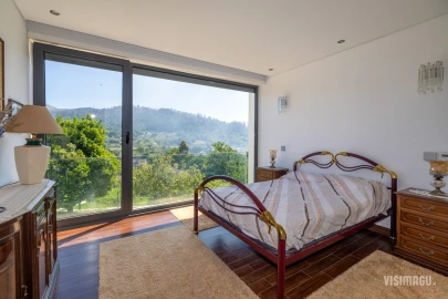 Moradia T6 para Venda em Vale