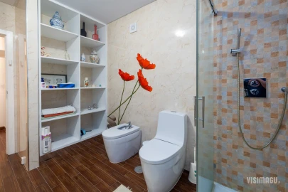 Moradia T6 para Venda em Vale