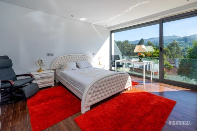 Moradia T6 para Venda em Vale