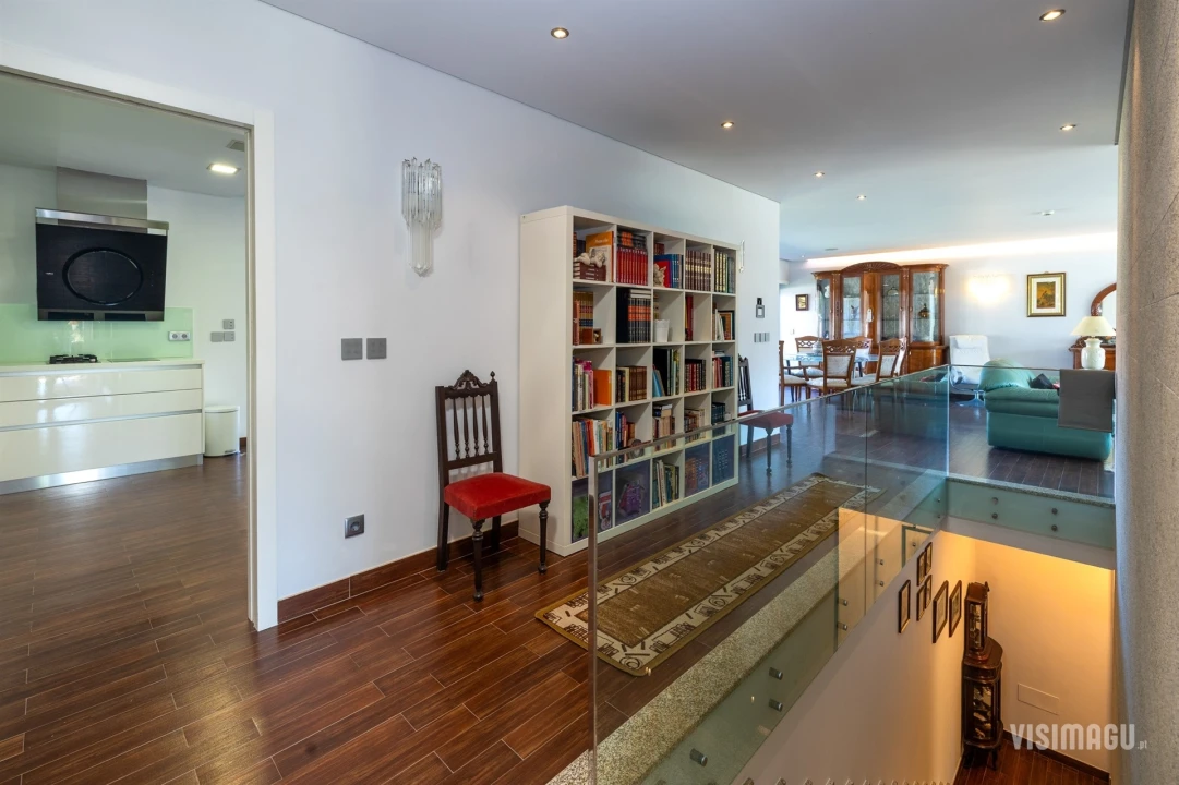 Moradia T6 para Venda em Vale Foto 14