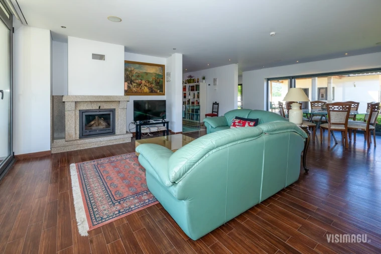 Moradia T6 para Venda em Vale Foto 13