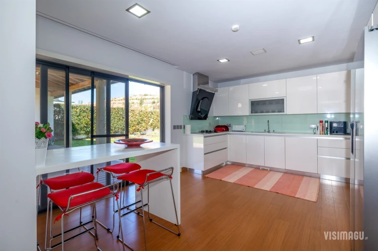 Moradia T6 para Venda em Vale Foto 52