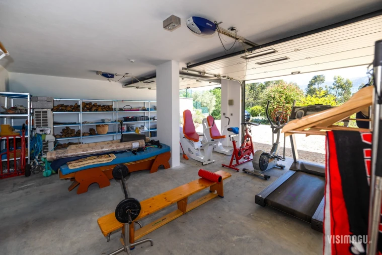 Moradia T6 para Venda em Vale Foto 78