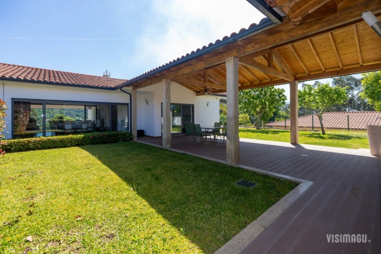 Moradia T6 para Venda em Vale Foto 39