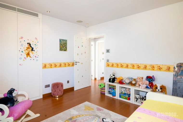 Moradia T6 para Venda em Vale Foto 71