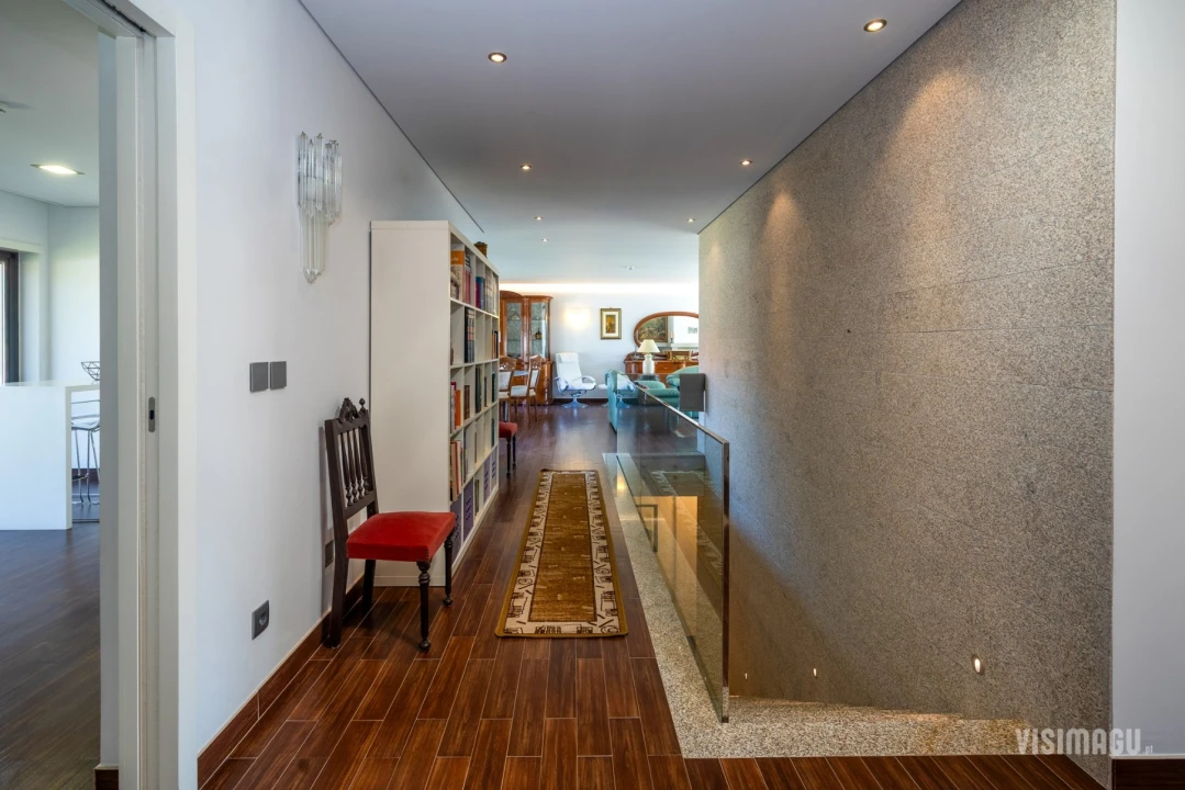 Moradia T6 para Venda em Vale Foto 22