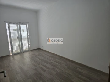 Moradia T4 para Venda em Almodôvar e Graça dos Padrões