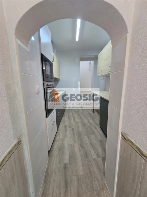 Moradia T4 para Venda em Almodôvar e Graça dos Padrões