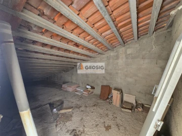 Moradia T4 para Venda em Almodôvar e Graça dos Padrões