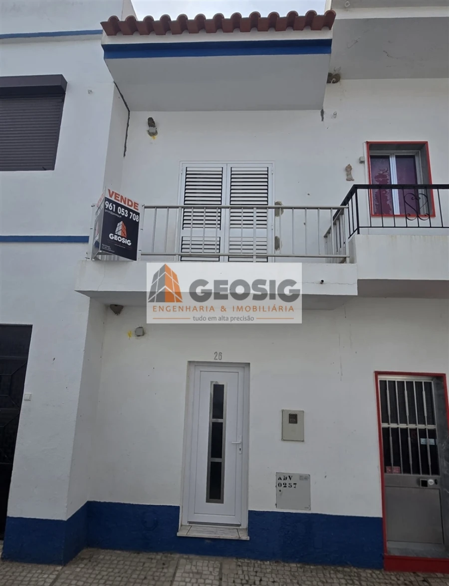 Moradia T4 para Venda em Almodôvar e Graça dos Padrões Foto 2