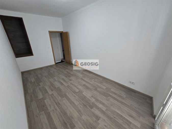 Moradia T4 para Venda em Almodôvar e Graça dos Padrões Foto 13