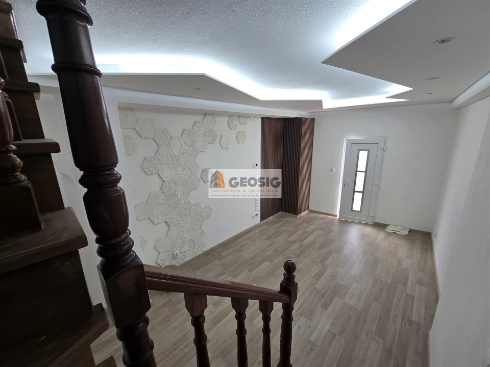 Moradia T4 para Venda em Almodôvar e Graça dos Padrões Foto 5