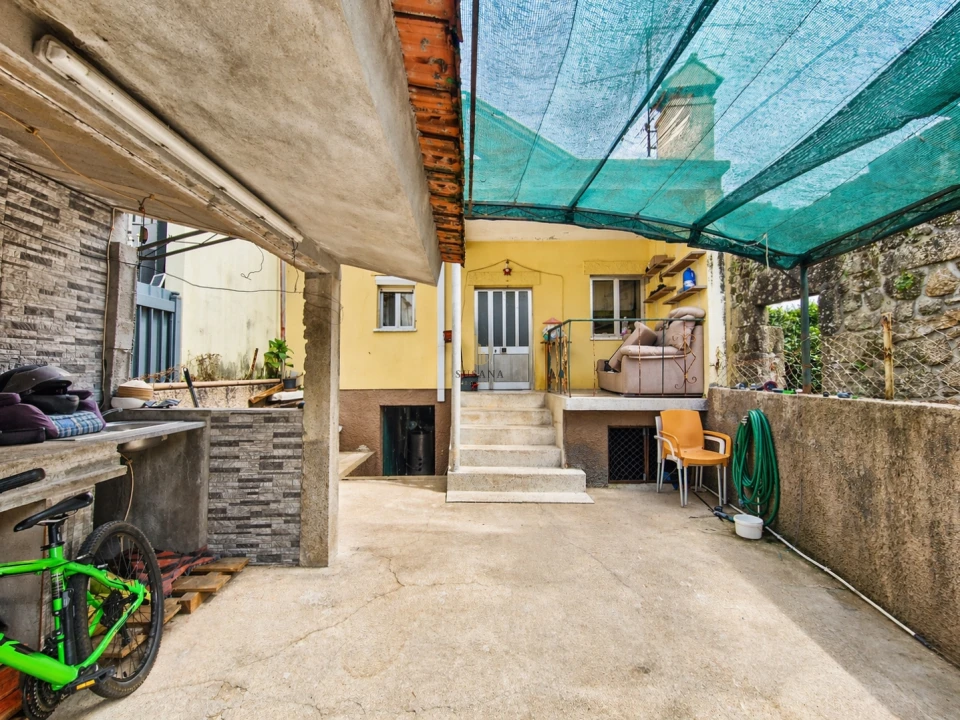 Moradia T3 para Venda em Boa Aldeia, Farminhão e Torredeita Foto 1