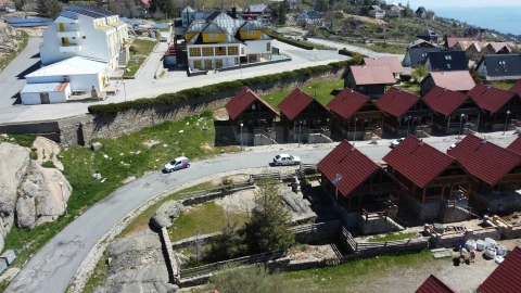 Moradia T4 para Venda em Cortes do Meio