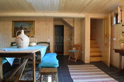 Moradia T4 para Venda em Cortes do Meio