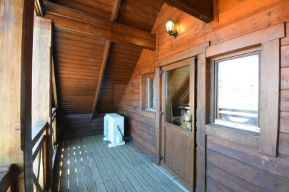 Moradia T4 para Venda em Cortes do Meio