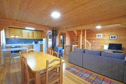 Moradia T4 para Venda em Cortes do Meio