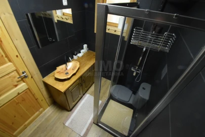 Moradia T4 para Venda em Cortes do Meio