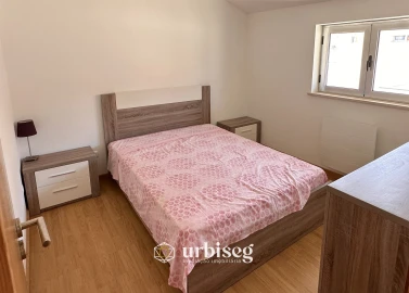 Moradia T5 para Venda em São Pedro