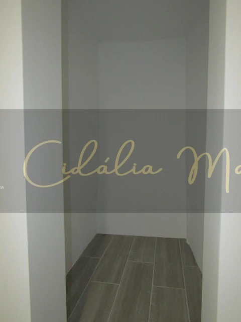 Loja para Arrendamento em Viseu