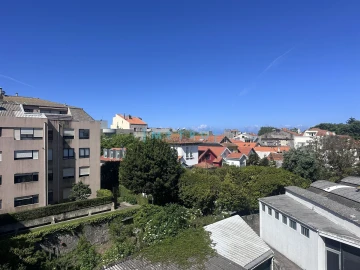 Apartamento T3 para Arrendamento em Aldoar, Foz do Douro e Nevogilde