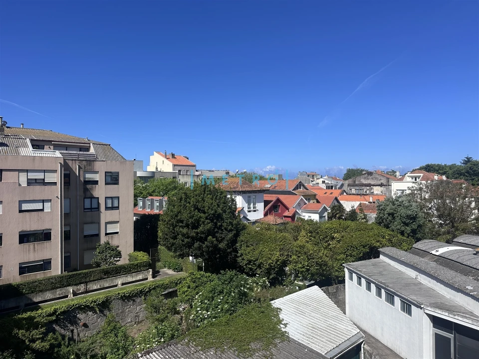 Apartamento T3 para Arrendamento em Aldoar, Foz do Douro e Nevogilde Foto 4