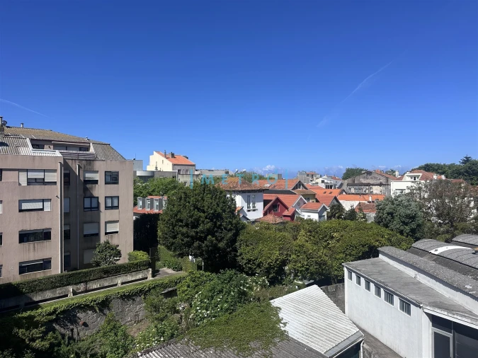 Apartamento T3 para Arrendamento em Aldoar, Foz do Douro e Nevogilde Foto 4