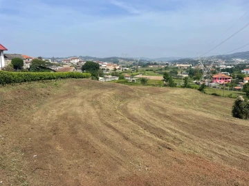 Terreno para Venda em São Tomé de Negrelos