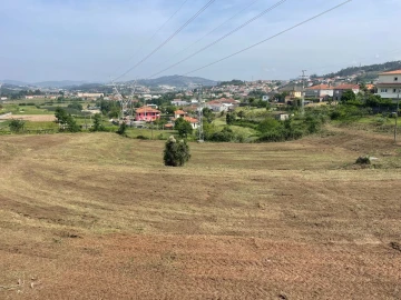 Terreno para Venda em São Tomé de Negrelos