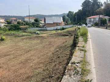 Terreno para Venda em São Tomé de Negrelos