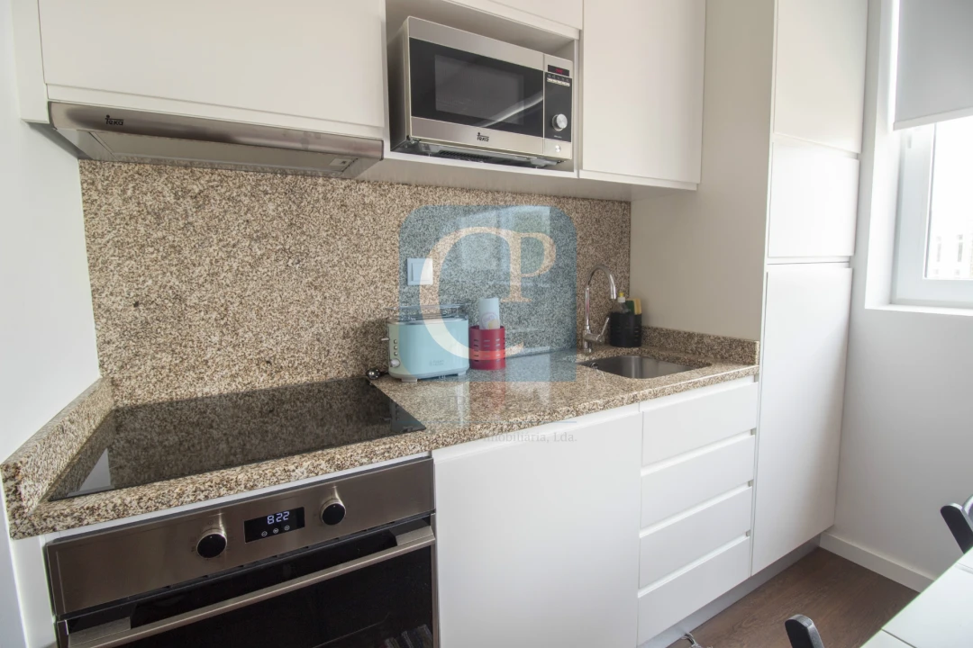 Apartamento T1 para Arrendamento em Cedofeita, Santo Ildefonso, Sé, Miragaia, São Nicolau e Vitória Foto 7