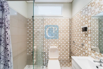 Apartamento T2 para Arrendamento em Pedrouços