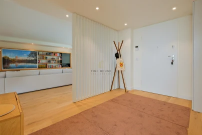 Apartamento T3 para Venda em Santo António