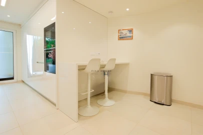 Apartamento T3 para Venda em Santo António