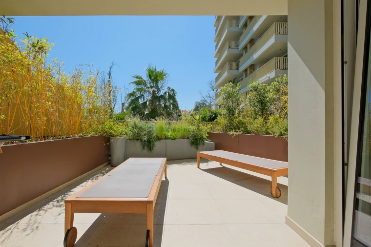 Apartamento T3 para Venda em Santo António Foto 48