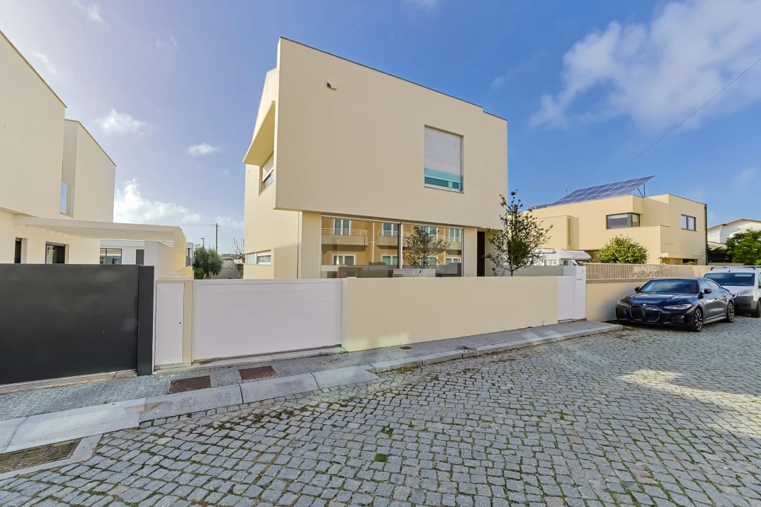 Moradia T3 para Venda em Póvoa de Varzim, Beiriz e Argivai Foto 2