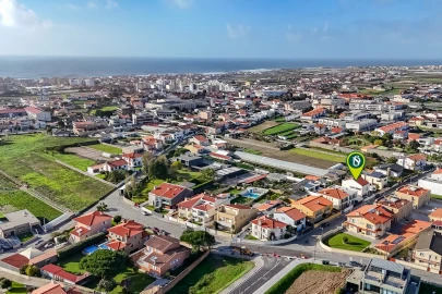 Moradia T3 para Venda em Póvoa de Varzim, Beiriz e Argivai