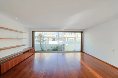 Moradia T3 para Venda em Póvoa de Varzim, Beiriz e Argivai