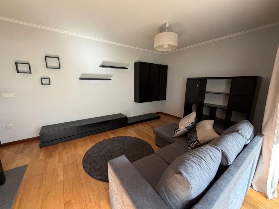 Apartamento T2 para Arrendamento em Paranhos Foto 5