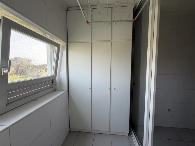 Apartamento T2 para Arrendamento em Paranhos Foto 9