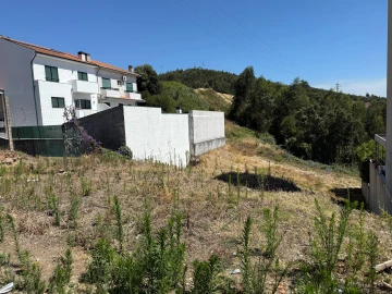 Terreno para Venda em Fânzeres e São Pedro da Cova