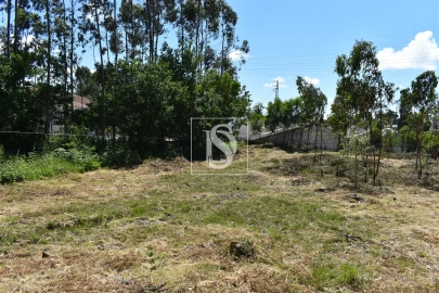 Terreno para Venda em Serzedo e Perosinho