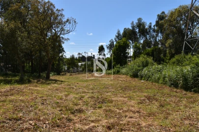 Terreno para Venda em Serzedo e Perosinho