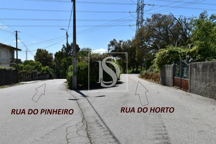 Terreno para Venda em Serzedo e Perosinho Foto 11