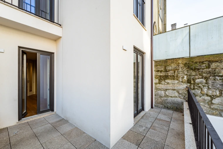 Apartamento T2 para Venda em Cedofeita, Santo Ildefonso, Sé, Miragaia, São Nicolau e Vitória Foto 28
