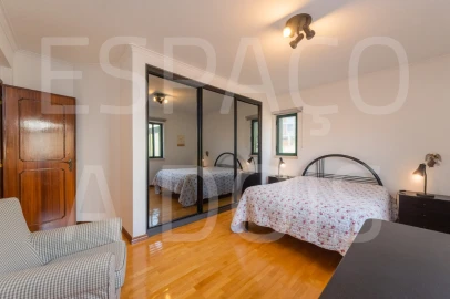 Moradia T5 para Venda em Barcarena