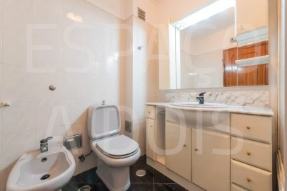 Moradia T5 para Venda em Barcarena